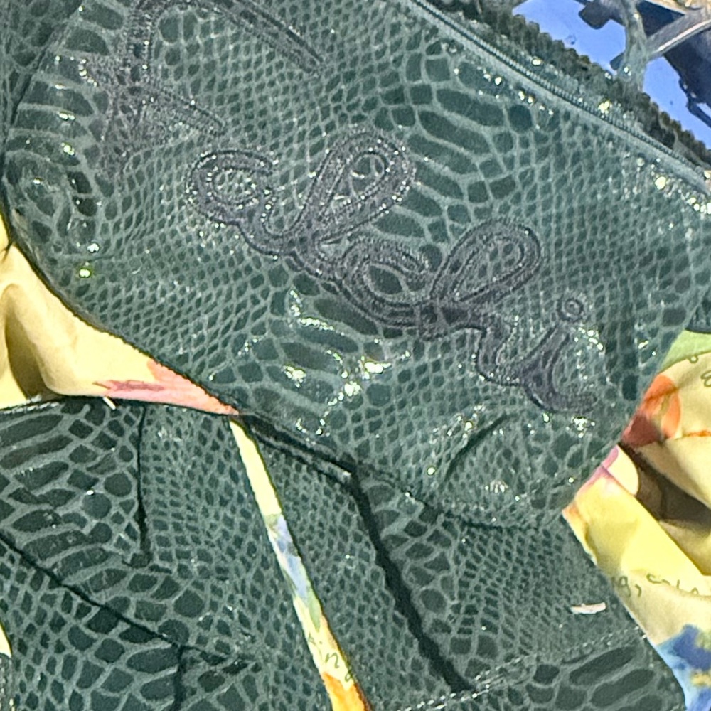 Fatto a Mano by Carlos Falchi /// Emerald Green Faux Snakeskin Pattern Tote - Picture 8 of 8